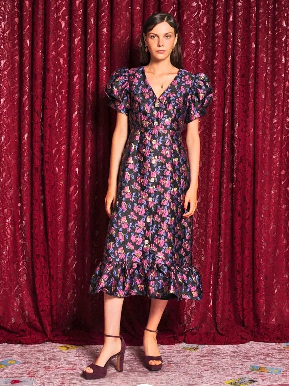 Brand New Sister Jane Fortunes Jacquard Midi Dress Floral Midi Dress in Black &